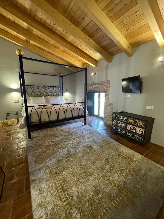 Hotel Rural La Casa De Carlota Montanchez Ngoại thất bức ảnh