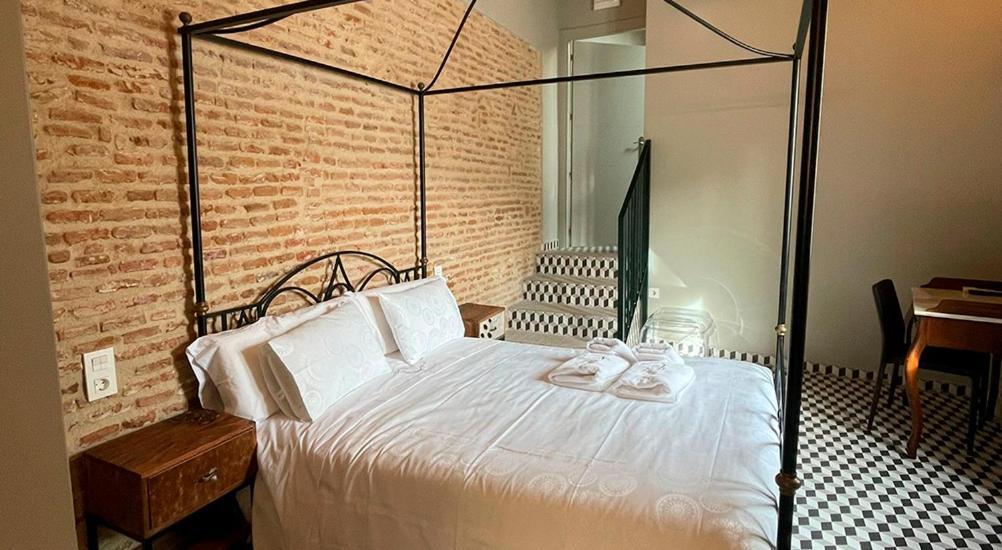 Hotel Rural La Casa De Carlota Montanchez Ngoại thất bức ảnh