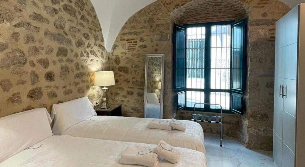 Hotel Rural La Casa De Carlota Montanchez Ngoại thất bức ảnh