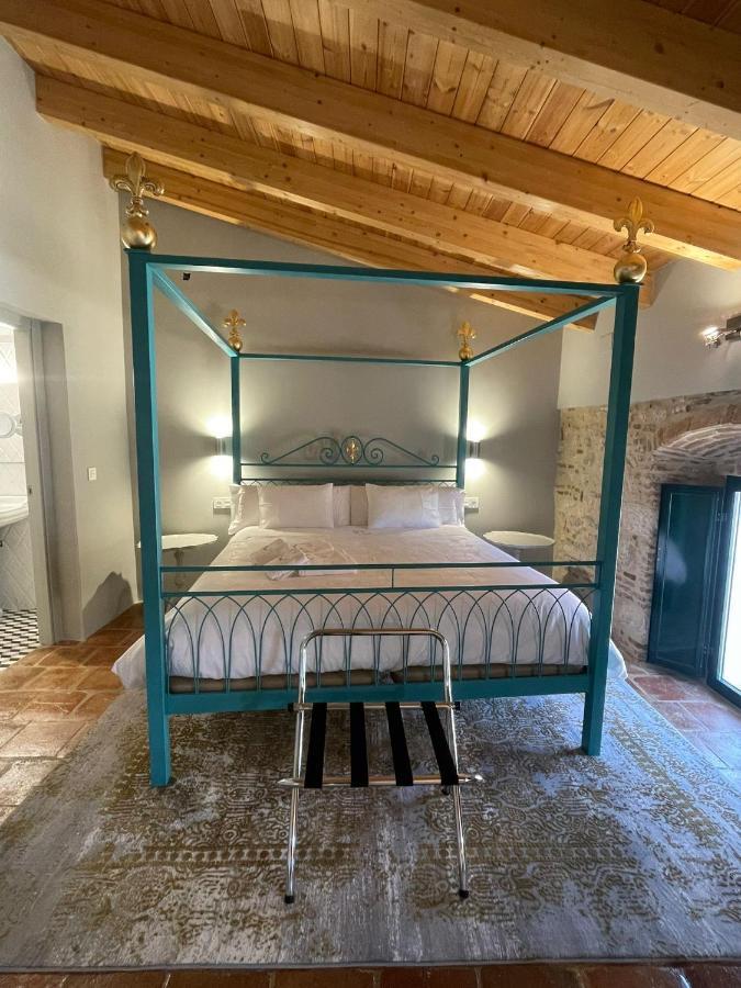 Hotel Rural La Casa De Carlota Montanchez Ngoại thất bức ảnh